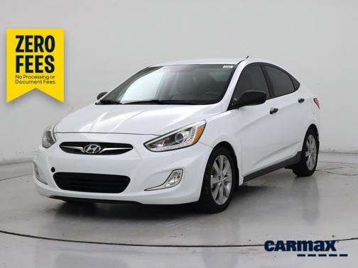 White 2014 Hyundai Accent GLS