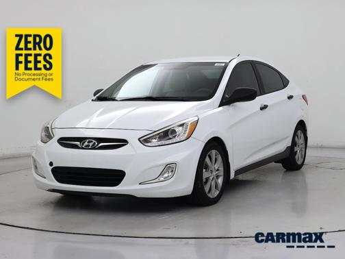 White 2014 Hyundai Accent GLS