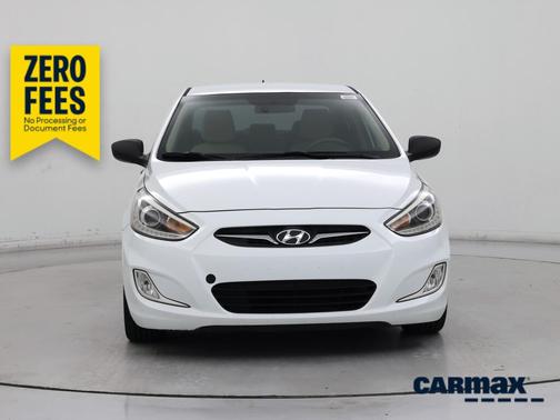 White 2014 Hyundai Accent GLS