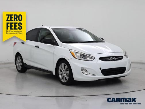 White 2014 Hyundai Accent GLS