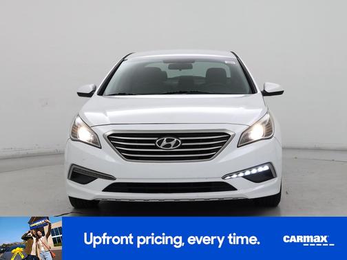 White 2015 Hyundai SONATA SE