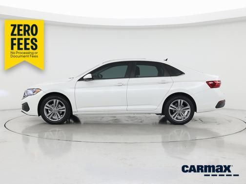 White 2023 Volkswagen Jetta SE