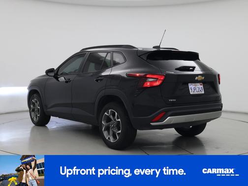 Black 2024 Chevrolet Trax LT