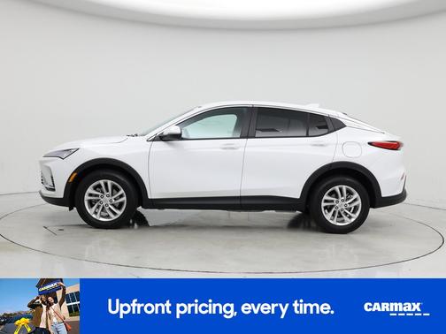 White 2025 Buick Envista Preferred