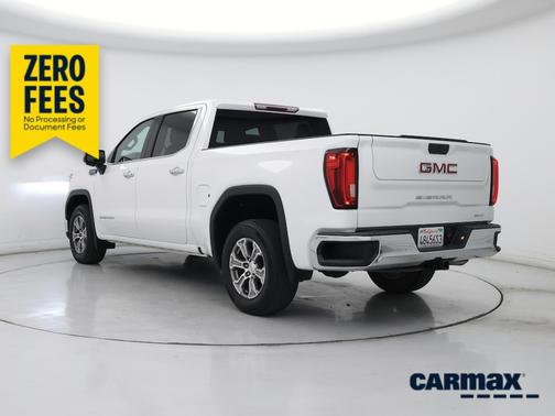 White 2022 GMC Sierra 1500 SLT