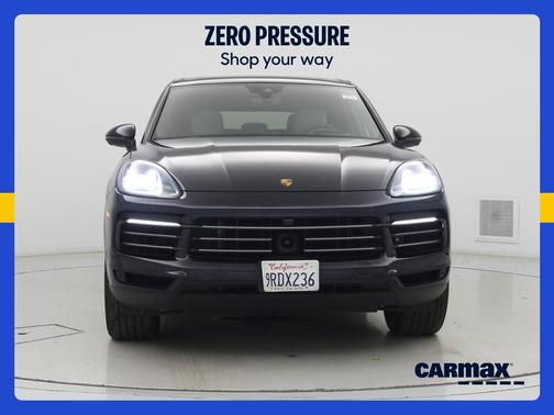 Blue 2022 Porsche Cayenne