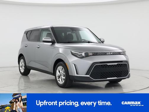 Silver 2024 Kia Soul S
