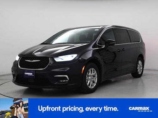Black 2025 Chrysler Pacifica Select