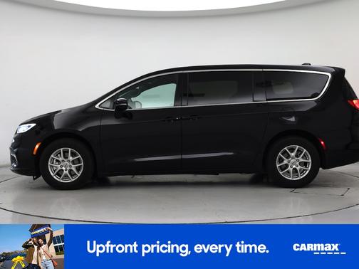 Black 2025 Chrysler Pacifica Select