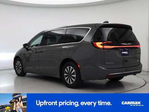 Gray 2023 Chrysler Pacifica Hybrid Touring L