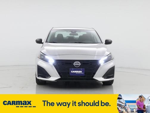 2024 Nissan Altima SV