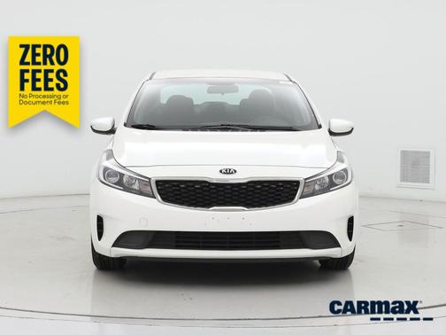White 2017 Kia Forte LX