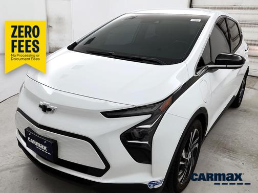 White 2022 Chevrolet Bolt EV 2LT