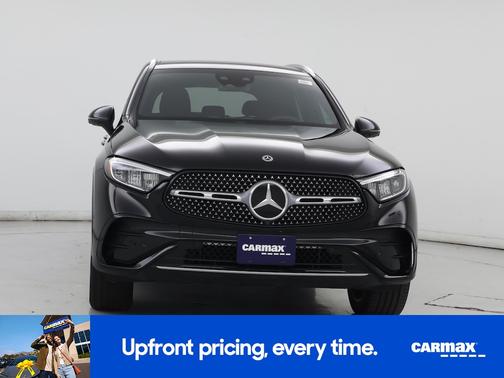 Black 2023 Mercedes-Benz GLC 300