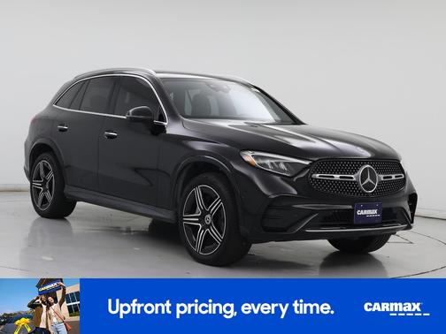 Black 2023 Mercedes-Benz GLC 300