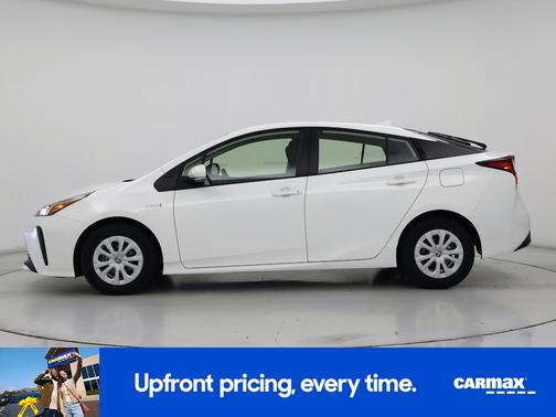 2022 Toyota Prius LE