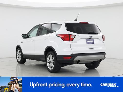White 2019 Ford Escape SE