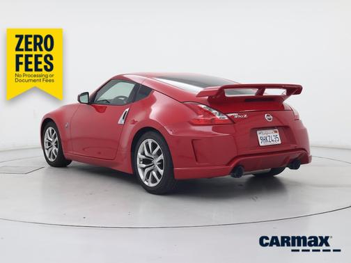 Red 2014 Nissan 370Z