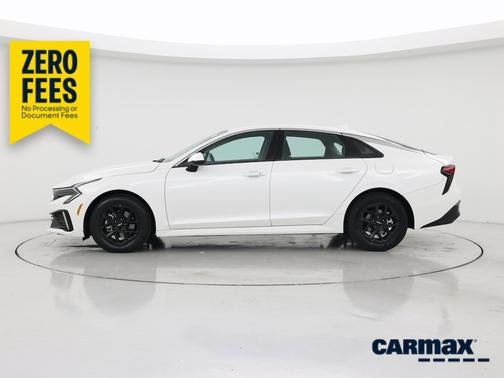 White 2025 Kia K5 LXS