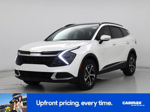 White 2025 Kia Sportage Hybrid EX