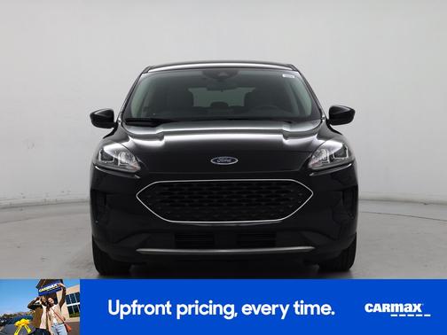 Black 2020 Ford Escape SE
