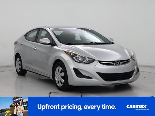 Silver 2016 Hyundai ELANTRA SE