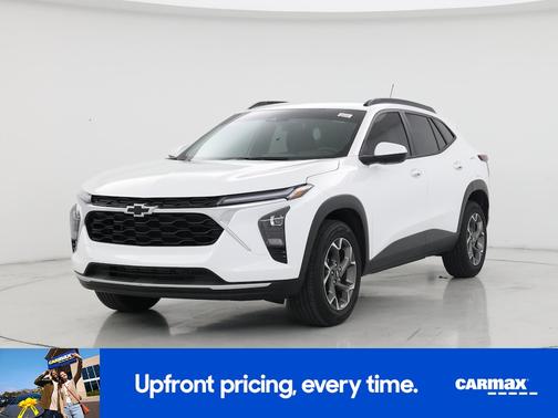 White 2025 Chevrolet Trax LT