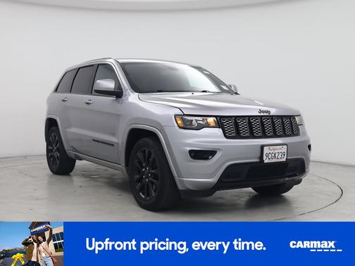 Gray 2019 Jeep Grand Cherokee Altitude