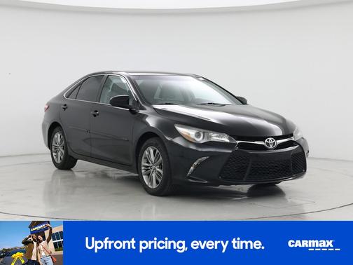 Black 2017 Toyota Camry SE