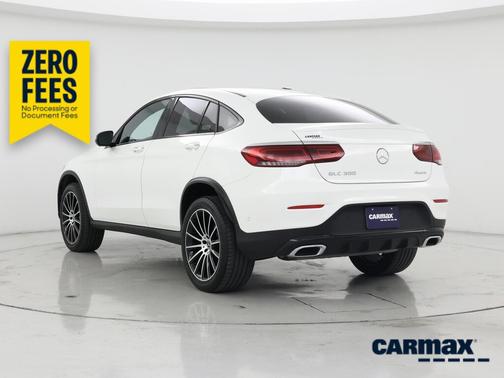 White 2023 Mercedes-Benz GLC 300