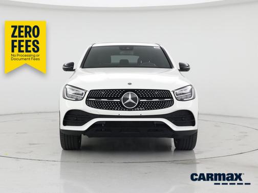 White 2023 Mercedes-Benz GLC 300