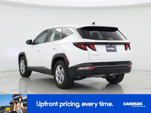 White 2024 Hyundai TUCSON SE