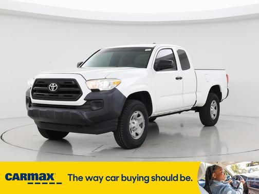 2017 Toyota Tacoma SR