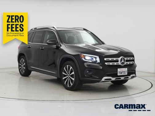 Black 2022 Mercedes-Benz GLB 250