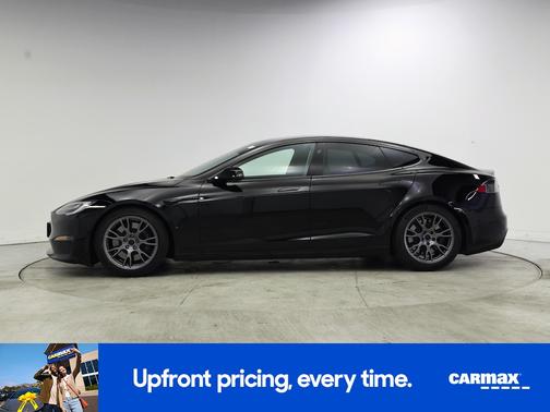 Black 2022 Tesla Model S
