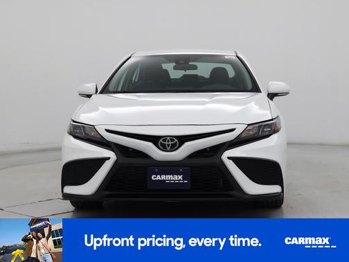White 2023 Toyota Camry SE