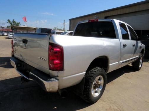 Photo 4 of 38 of 2009 Dodge Ram 2500 SWB
