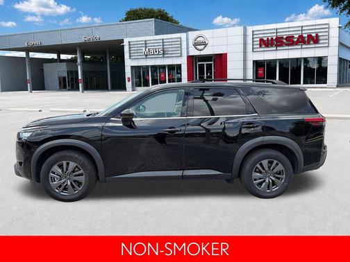 Super Black 2024 Nissan Pathfinder SV 4WD