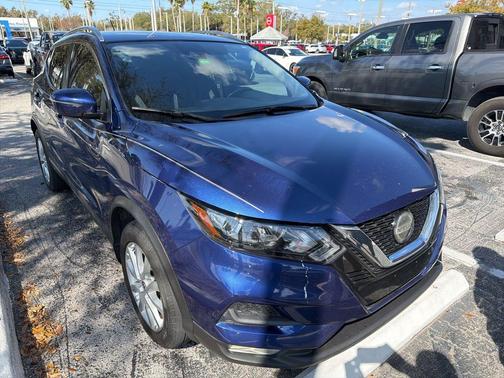 2020 Nissan Rogue Sport SV