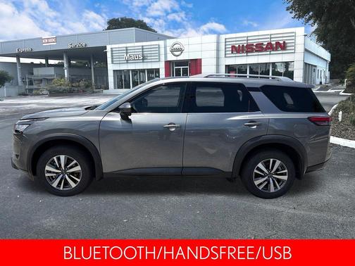 Gun Metallic 2024 Nissan Pathfinder SL FWD