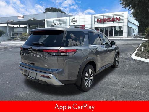 Gun Metallic 2024 Nissan Pathfinder SL FWD