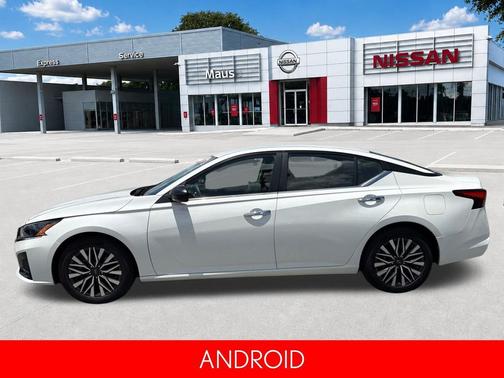 Pearl White Tricoat 2024 Nissan Altima 2.5 SV