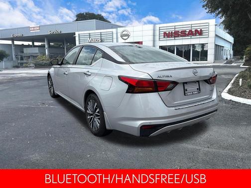 Brilliant Silver Metallic 2023 Nissan Altima 2.5 SV