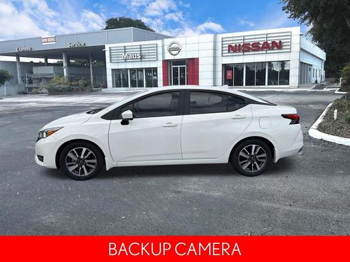 Aspen White Tricoat 2024 Nissan Versa 1.6 SV