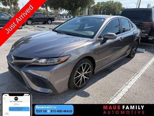 Predawn Gray Mica 2022 Toyota Camry SE