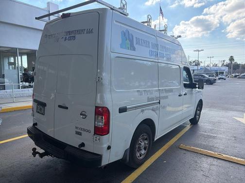 2016 Nissan NV Cargo NV2500 HD SV V8