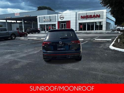 Deep Black 2023 Volkswagen Tiguan 2.0T SE R-Line Black