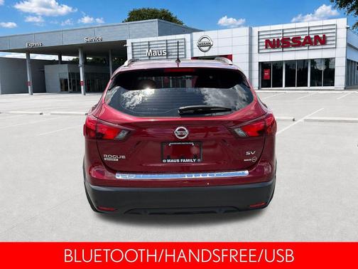 Scarlet Ember Tintcoat 2019 Nissan Rogue Sport SV