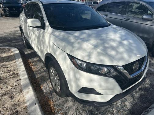 2020 Nissan Rogue Sport S