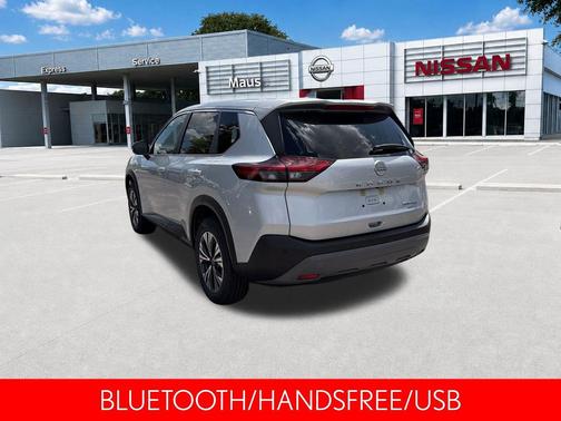 Brilliant Silver Metallic 2023 Nissan Rogue SV